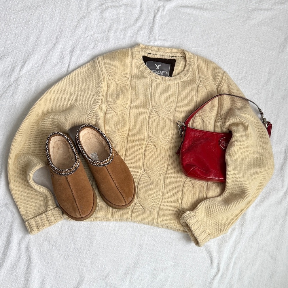Vintage wool American Eagle Cream cable knit sweater with embroidered logo sz M - Picture 10 of 10